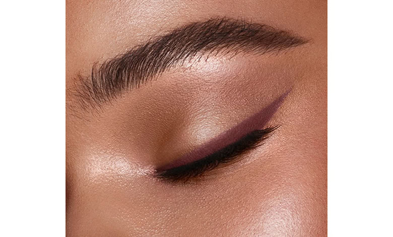 https://www.bano.makeup/uploads/media/mag/1403-3-21/Eyeshadow-as-Eyeliner04.jpg