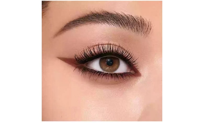 https://www.bano.makeup/uploads/media/mag/1403-3-21/Eyeshadow-as-Eyeliner10.jpg