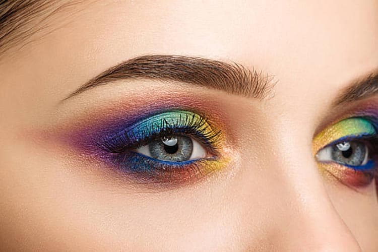 https://bano.makeup/uploads/media/mag/1403-3-4/party-make-up-11.jpg