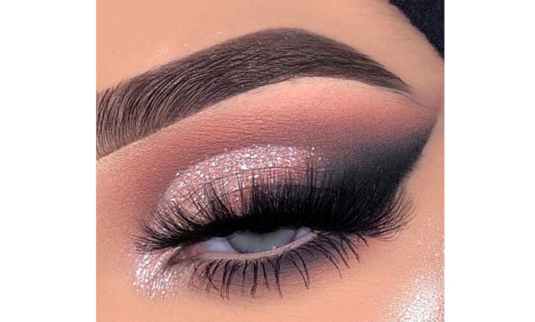 https://www.bano.makeup/uploads/media/mag/1403-3-6/2/womens-smokey-light-eyeshadow-model-021.jpg