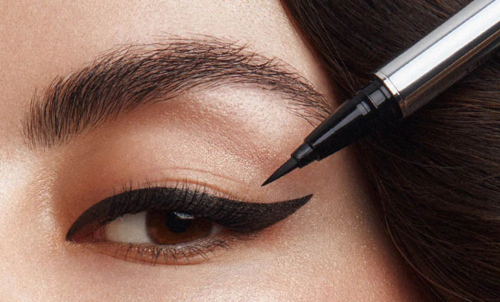 https://www.bano.makeup/uploads/media/mag/1403-3-6/Kategoriebanner-Eyeliner-Kajal.jpg