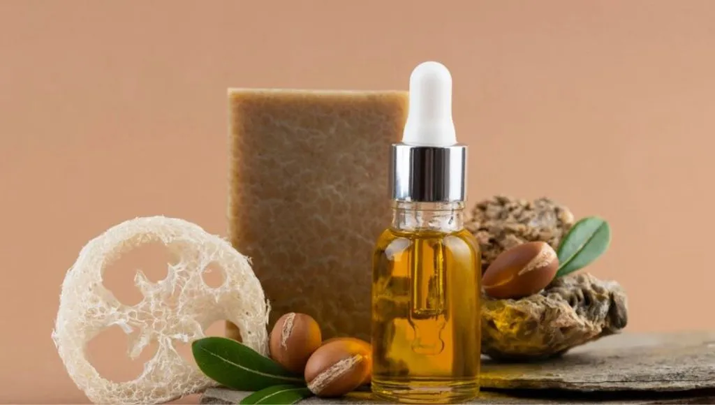 https://www.bano.makeup/uploads/media/mag/1403-4-1/Benefits-Of-Argan-Oil-For-Your-Skin.webp