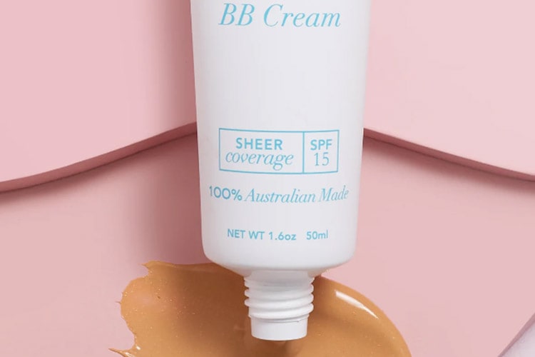 https://bano.makeup/uploads/media/mag/BB-cream.jpg