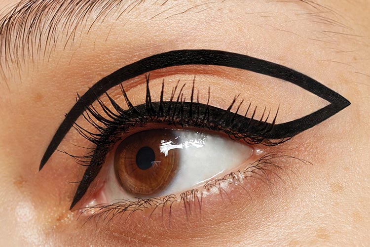 https://www.bano.makeup/uploads/media/mag/eye-liner-khanoumi-mag-2.jpg