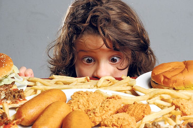 https://bano.makeup/uploads/media/mag/the-effect-of-fast-food-on-children-1.jpg