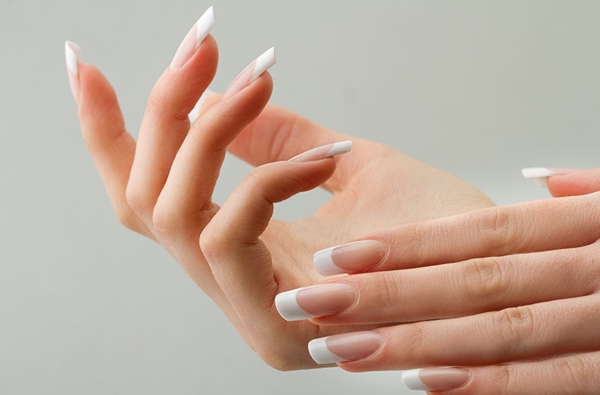 https://bano.makeup/uploads/media/mag/tips-and-tricks-for-long-and-elegant-nails.jpg